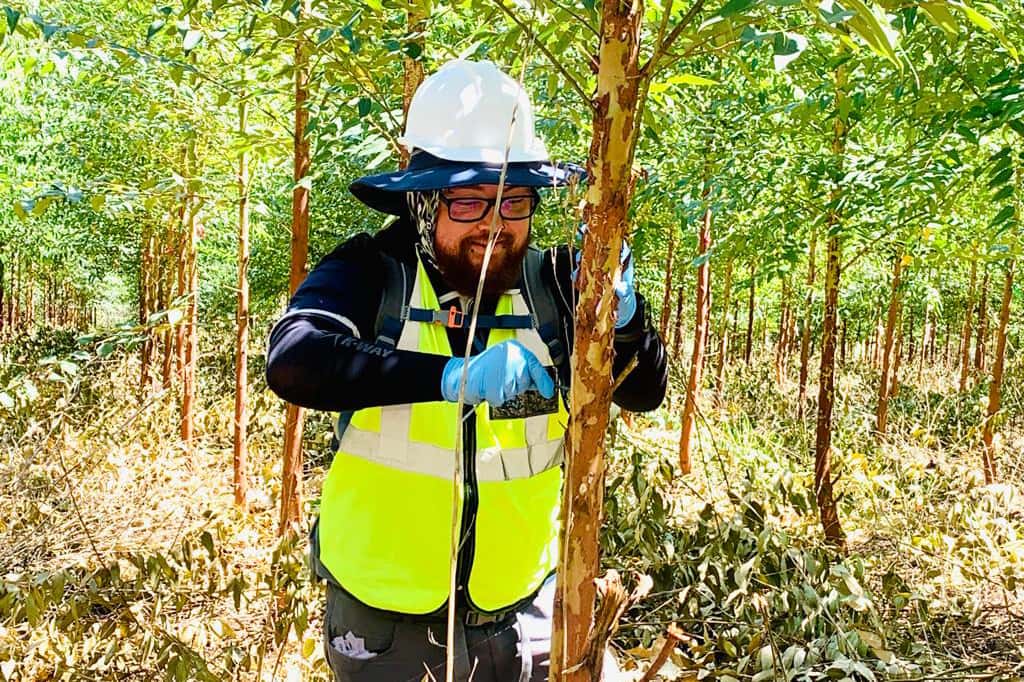 EPPI team undertakes the second large-scale field inoculation trial in 2023