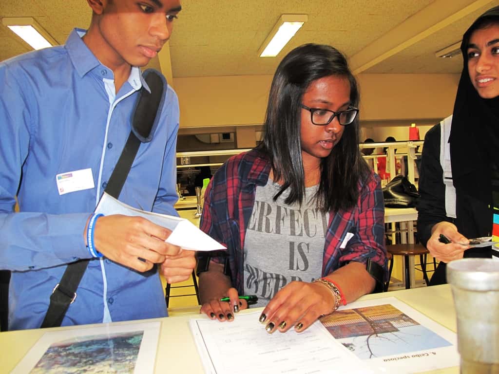 UP with Science introduces school children to hidden world of plant disease
