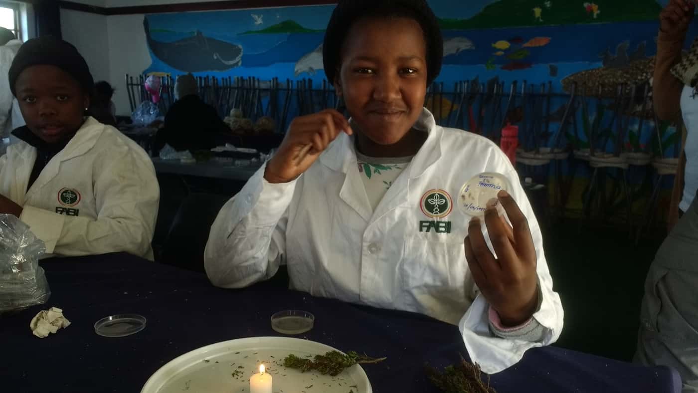 FABI engages youth from Philippi in research at Cape Point