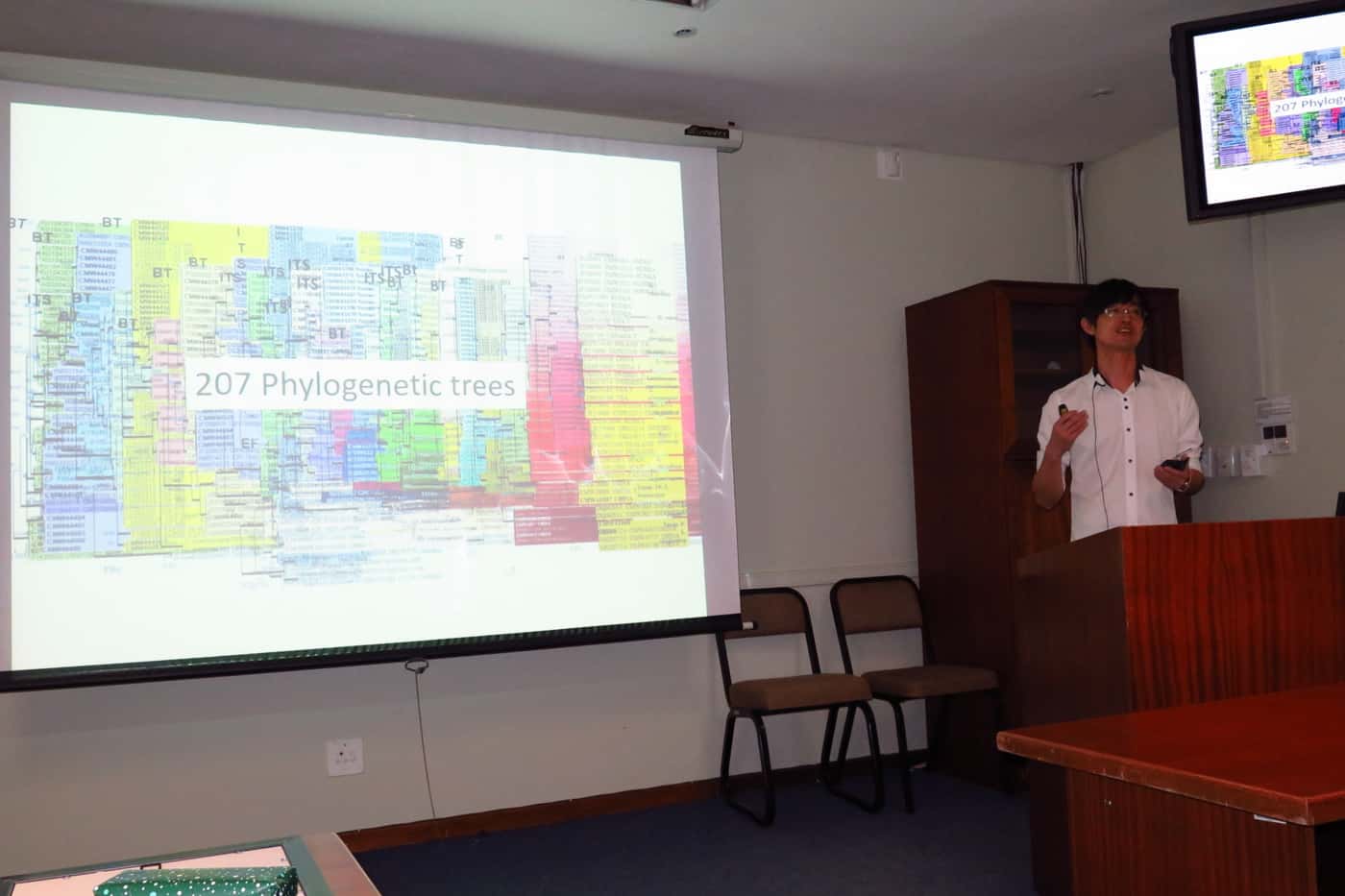 Runlei Chang rounds off a baker’s dozen of prestige seminars at FABI in 2018