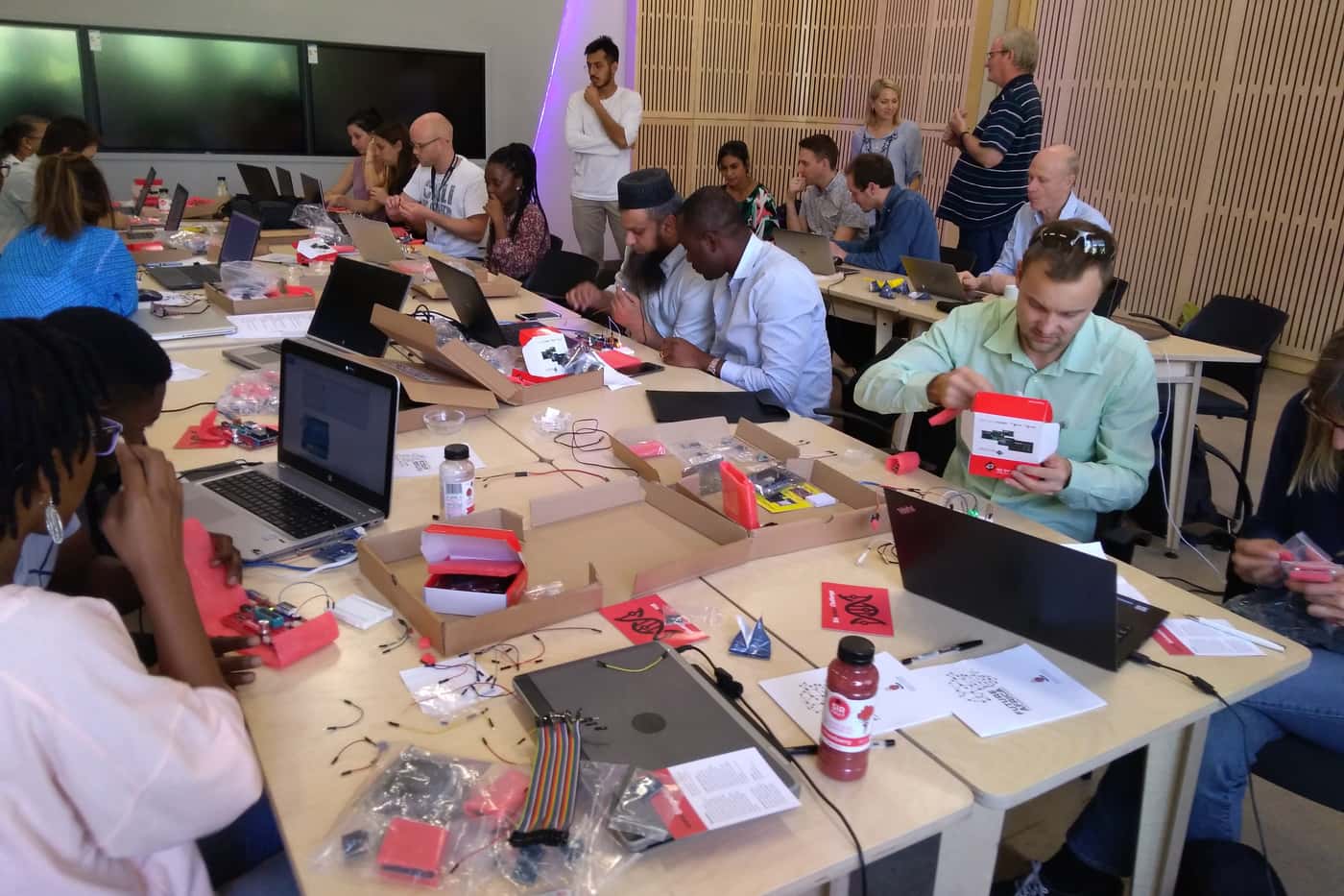 FABI researchers co-organize international low-cost viral diagnostics workshop featuring open-source technologies