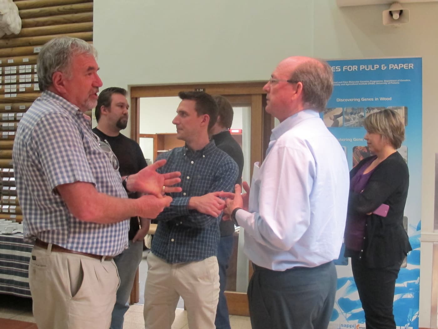 Renowned plant pathologist presents a special visual seminar at FABI