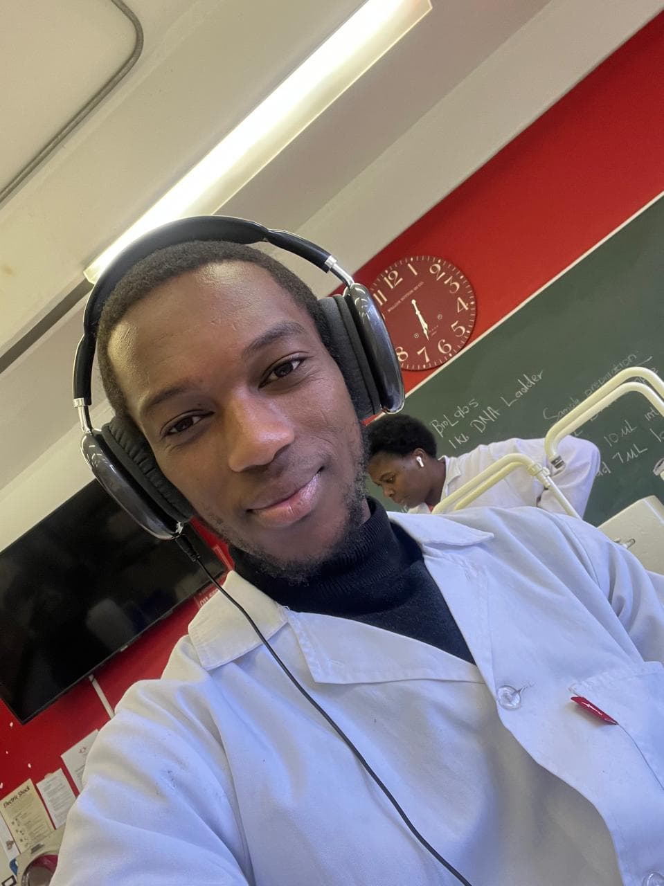 Sphelele Zondi