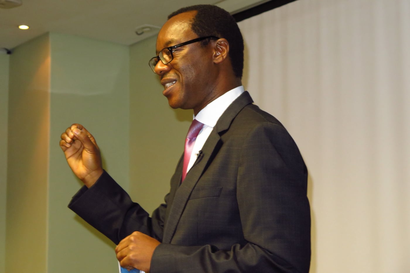 New UP Vice Chancellor visits FABI