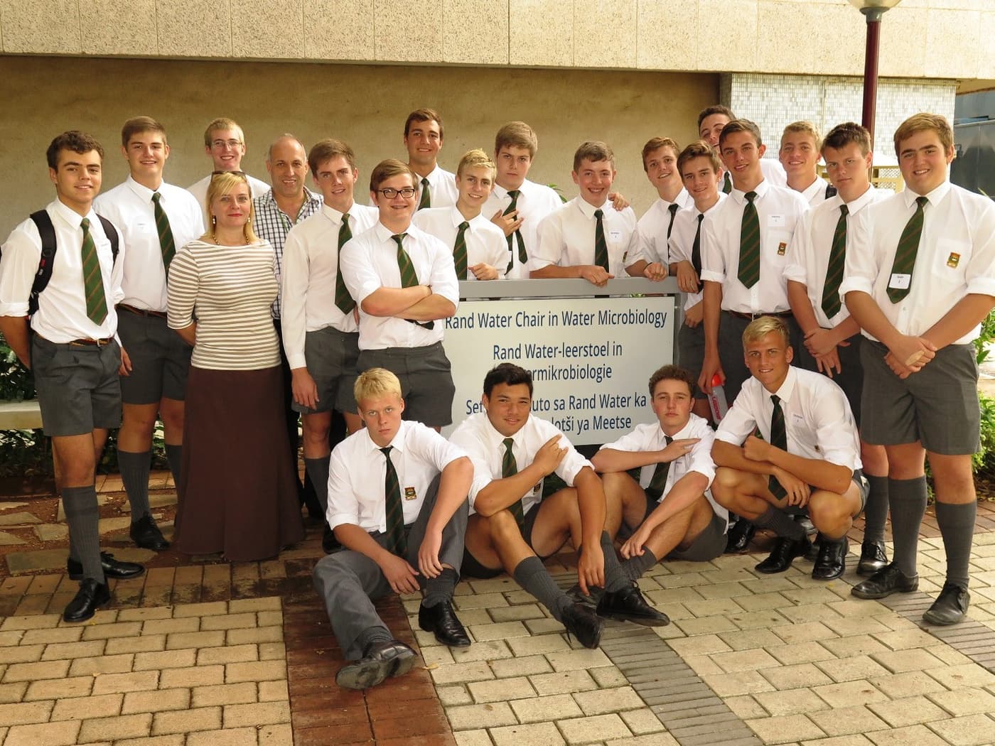 High school students visit FABI